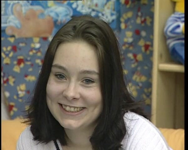 YOUR FIRST PORN: Eva rycker iväg med ett leende i ansiktet
