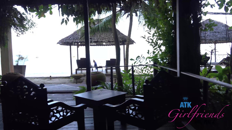 ATK Fans (Girlfriends): Percutian maya Pulau Tioman Elena Koshka 6/6