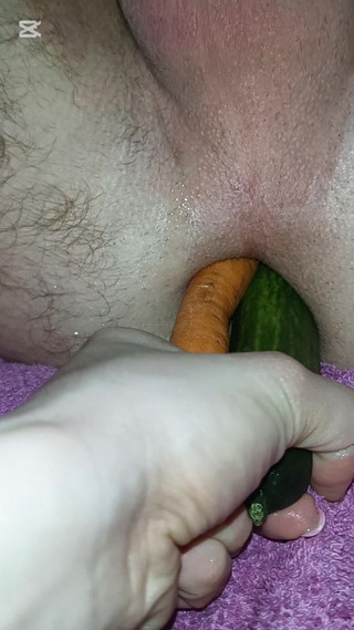 Wild Life PA: Marchewka I Ogorek W Tylku Meza