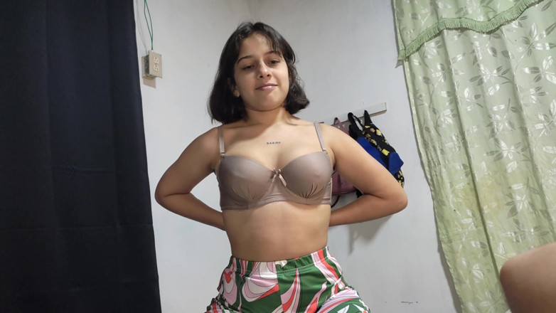 SugarPose: สาววัยรุ่นลาติน่าน่ารัก ดูดควยให้