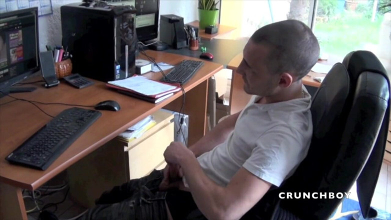 STRAIGHT BOY CURIOUS: Young gay sucking his straight friends