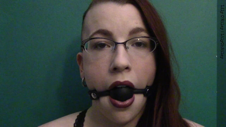 Lily O'Riley: Ballgag Staring (wmv)