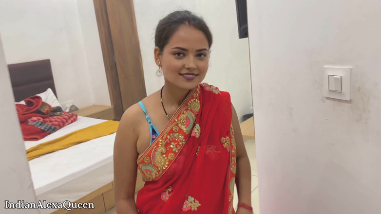 IndianAlexaQueen: Stavo cambiando il vestito, e il mio fratellastro mi stava...