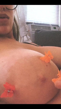 Couldn’t Find My Nipple Clamps Swipe