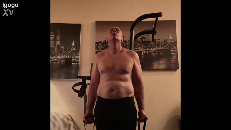 Alex Igogo: 흑인 대물 자지에게 따먹히는 육덕 거유녀