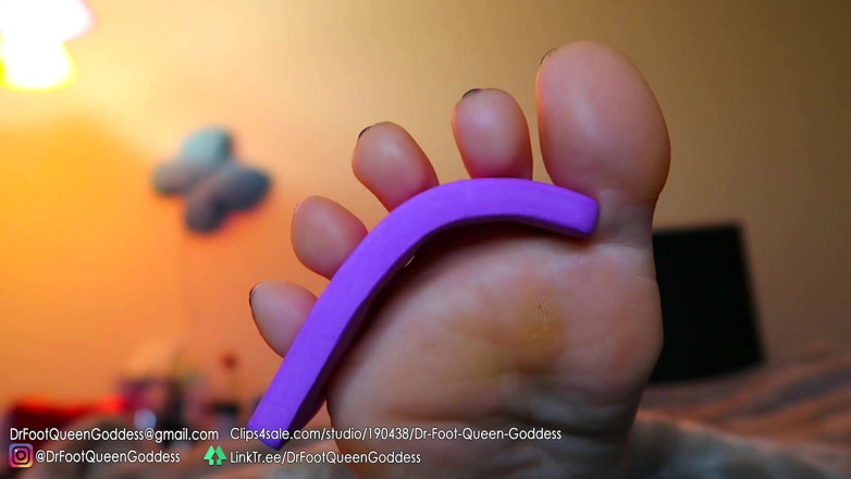 Dr. Foot Queen Goddess: Pictură pe unghii (gri) partea 6