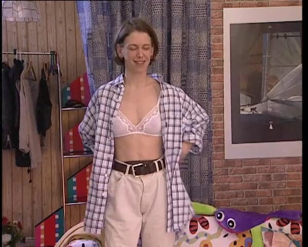 YOUR FIRST PORN: Behaarte Maike Zieht Sich Aus - Hairy Maike Takes off Her...