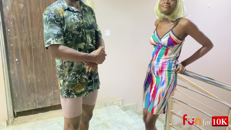 Funfor10k straight videos only: 我街上最热辣的女孩在公共场合被生性交