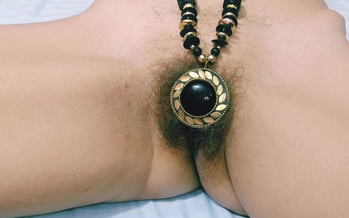 Bolly Karma: Percutian miang gila dengan isteri miang