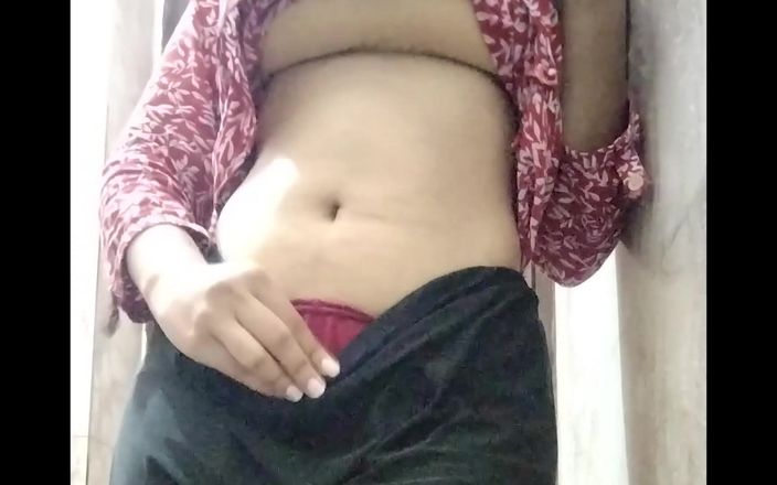 Riya Thakur: Sevimli Hintli kız arkadaşım sakso çekiyor ve ağzına boşalıyor