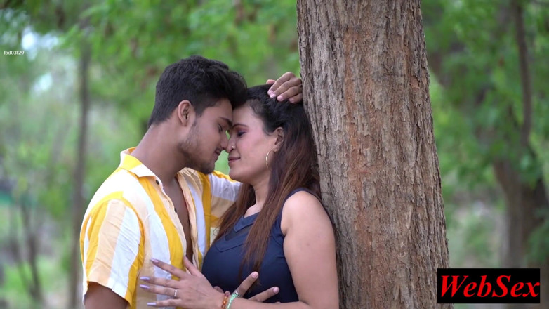 WebSex Premium: Indian True Love Sex with Handsome Poor Student