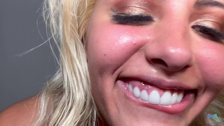 John Legendary: Amatör colombian big booty slampa tar BBC creampie