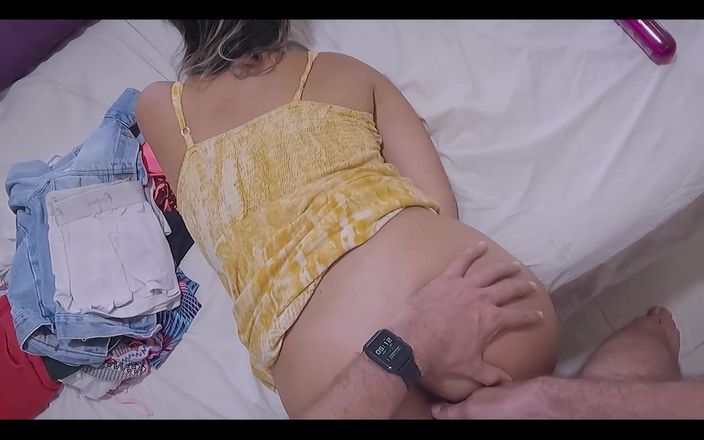 MarieChell: Nu mă poate vedea cum îmi repar hainele
