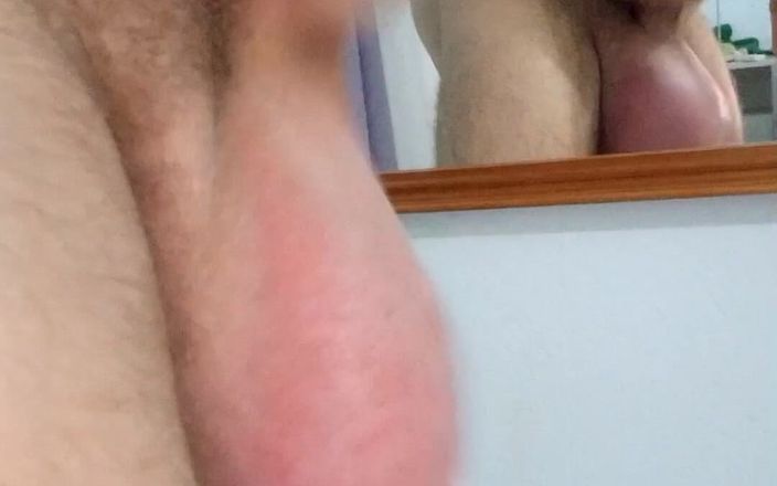 Lion big balls: Handjob