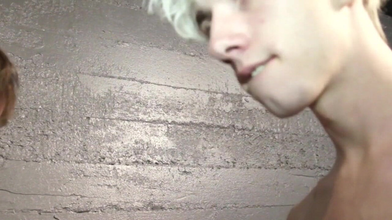 Amazing porn bareback private club: Buon Seprme in bocca