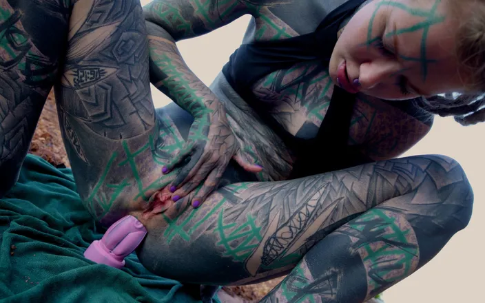Z-Filmz: Tattoo Teen Anal Masturbation