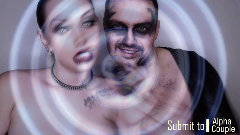 Goddess Misha Goldy: Demoni ti ipnotizzando e facendoti la loro troia!