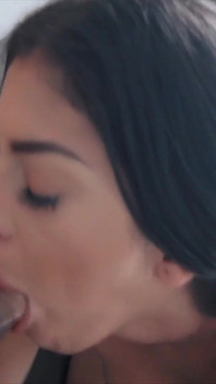 Sophia Leone dostaje jebanie przez BBC