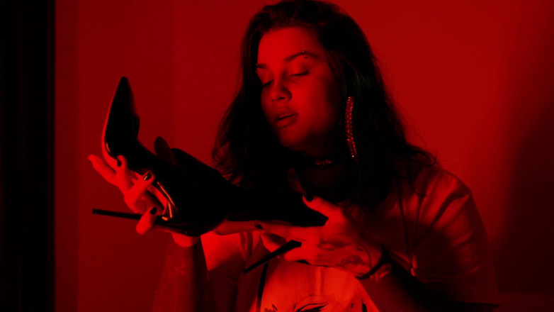 Evol Feet: Тебе Суждено Лизать Мои Подошвы В Течение Нескольких Часов