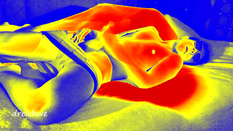 Dreichwe: Hot Sex in Tanning Machine