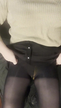 Trans Giril Lauren Shows You Whats Under Her Tights