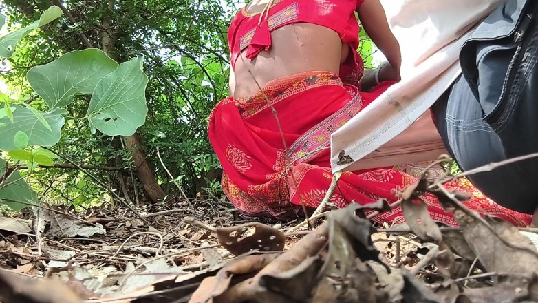 Poonambhabhi village: Sexy Giarphrend XXX video