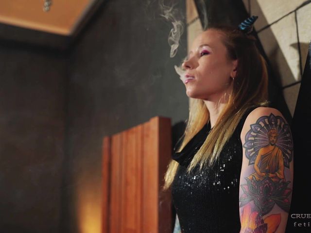 Smoke and Devil Horns (Cruel Anettes fetish world)