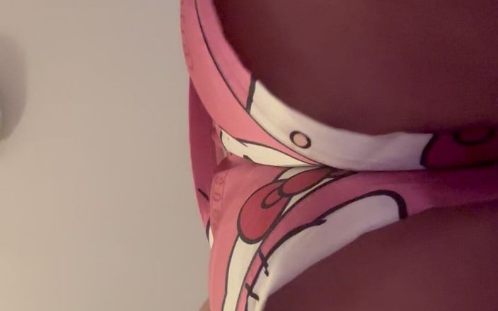 NipsAndStrips: Peidando na sua cara em meus novos pijamas