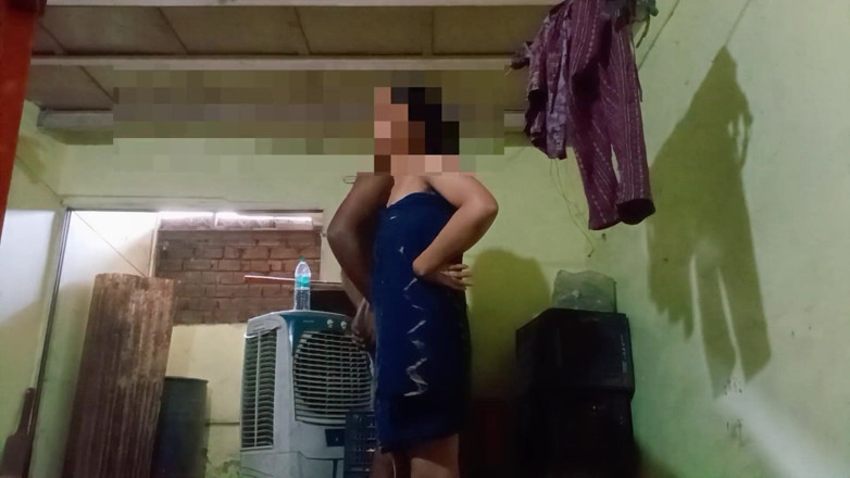 NikiRathod: पड़ोसी के घर में दिव्या के साथ डॉगी स्टाइल सेक्स
