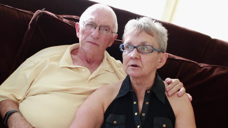 Hard-X: Неслухняна зріла повія трахається в тріо