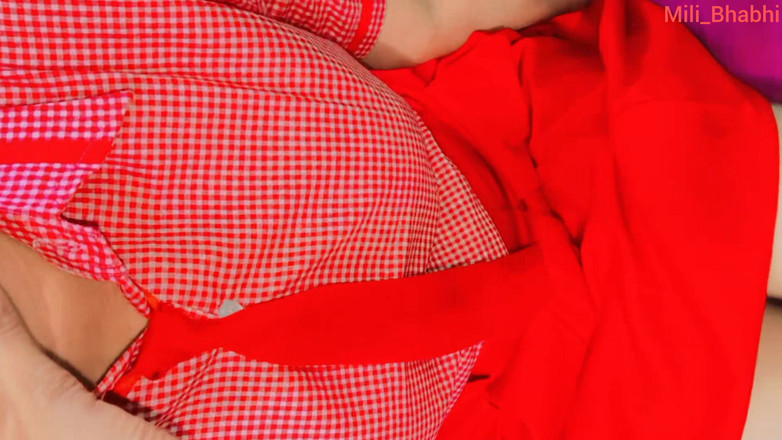 Mili bhabi: Desi ragazza indiana del college figa stretta sesso audio hindi,...