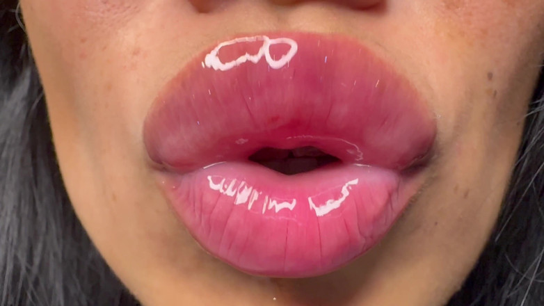 Asmr_mouth: Sborrate bianche come il mio lipgloss