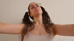 ElizaTheModel: Podprsenka kadeřnice zvlhne