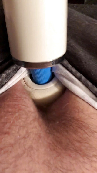 Bad Girl Inc: Dobře se bavím doma s mým Hitachi