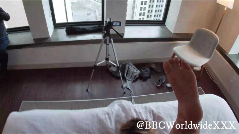 BBCWorldwideXXX: Video completo bionda milf scopa bbc davanti al fidanzato