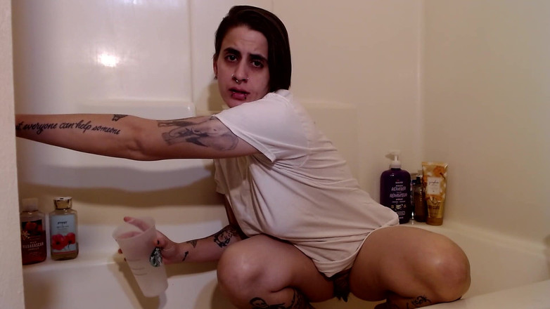 Abby Anna: 젖은 티셔츠 티저