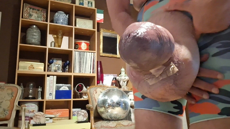 Monster_Meat_: Mengembang sampel