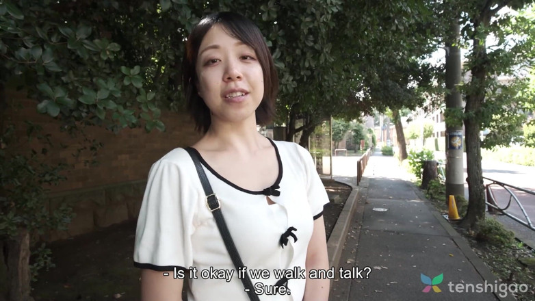 Tenshigao: Chihiro Kuroki adore se faire de l’argent grâce au porno
