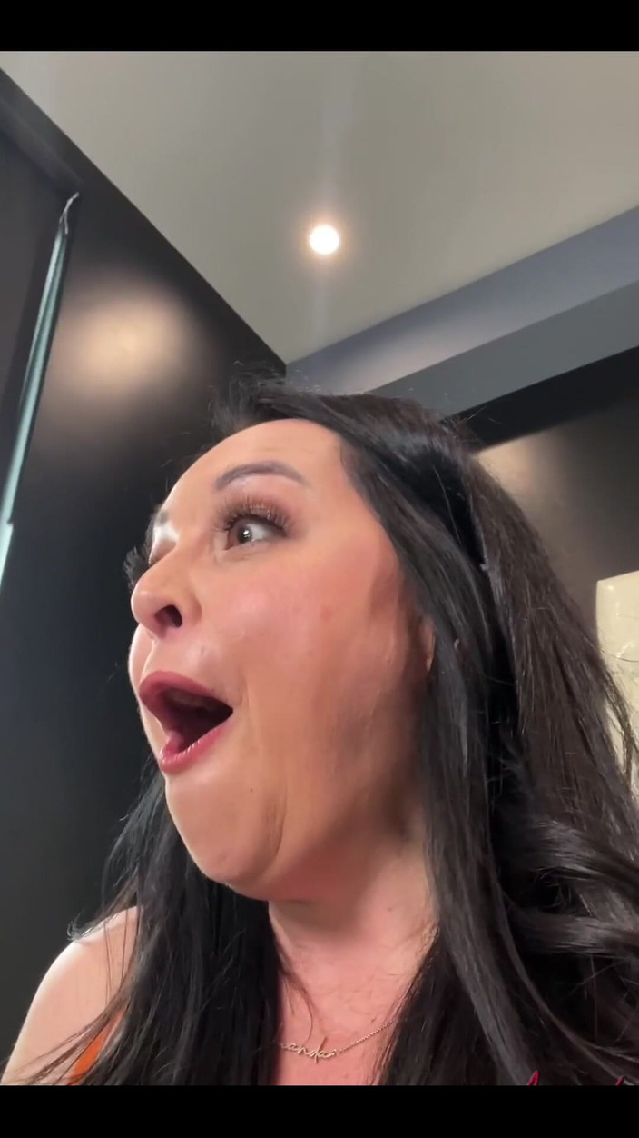 Amanda Thickk: Cena solo das modelos de Jeff