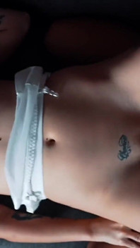 Hari penuh lesbian dengan strap-on, dildo berganda dan mainan besar