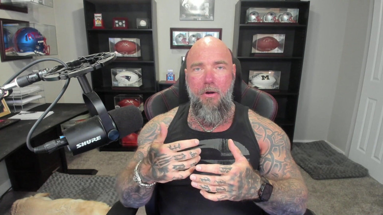 Raw and Uncensored with Masculine Jason: Это слишком жестко... как добиться успеха во всем!