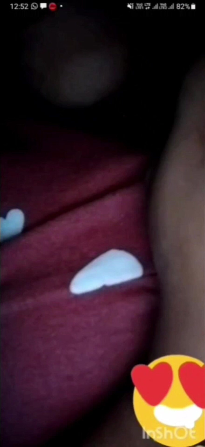 CollegeTeenCouple: Videochiamata con la mia ex che mostra le tette