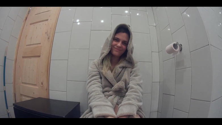 FrauleinP: Hottest Pee