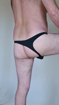 Il mio culo intrattenuto da un giocattolo. 1