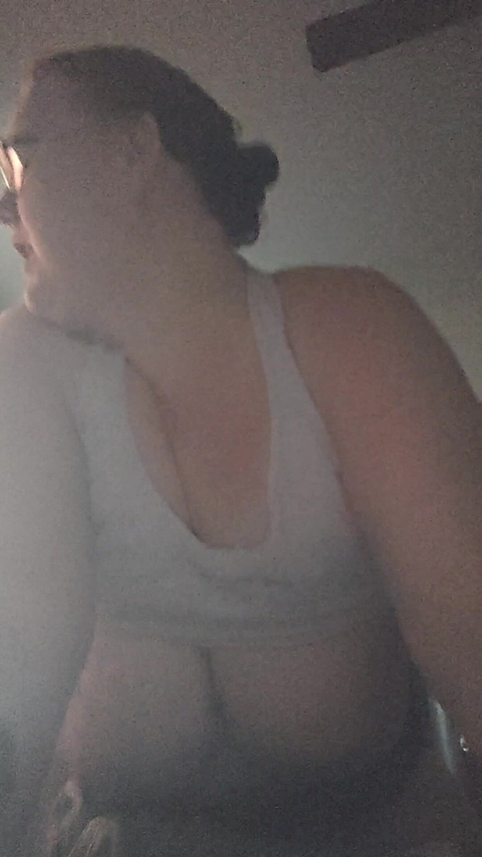 Misssunshinevip: Låt mig rida Papi.