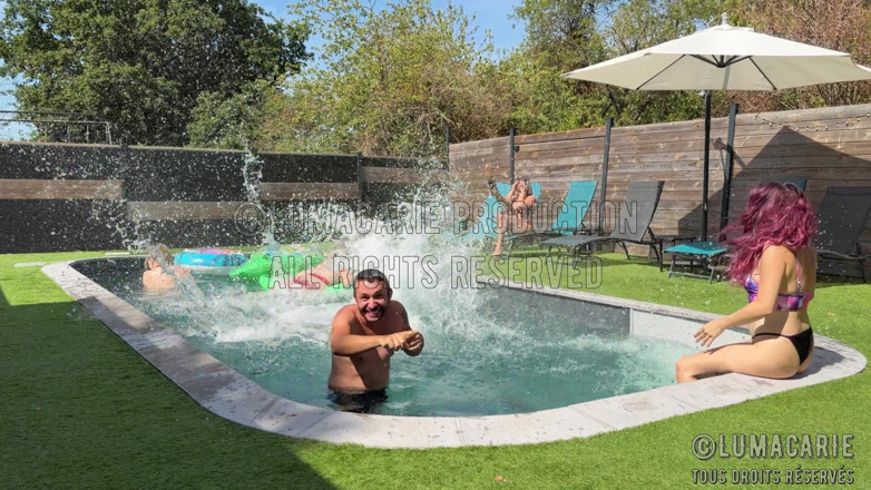Lumacarie: Orgy at the Pool