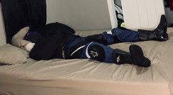 GearJock69: Penunggang dalam Straitjacket dan Diikat