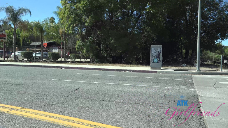 ATK Girlfriends: バーチャルデート