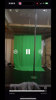 Pole dancing dal vivo