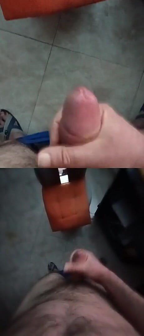 My Cum Is the New Cover of My Smartphone! (Instructions to masturbate with pleasure)